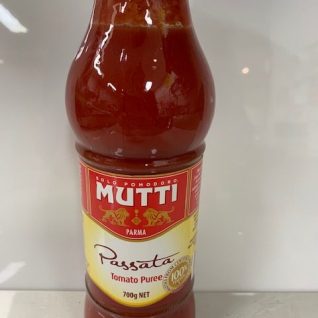 MUTTI PASSATA SAUCE 700G
